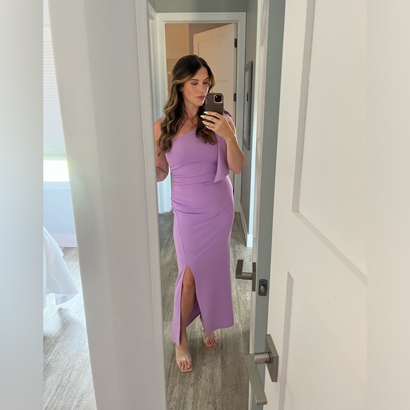 Purple one sleeved wedding guest dress! Sz Medium! - Picture 4 of 4